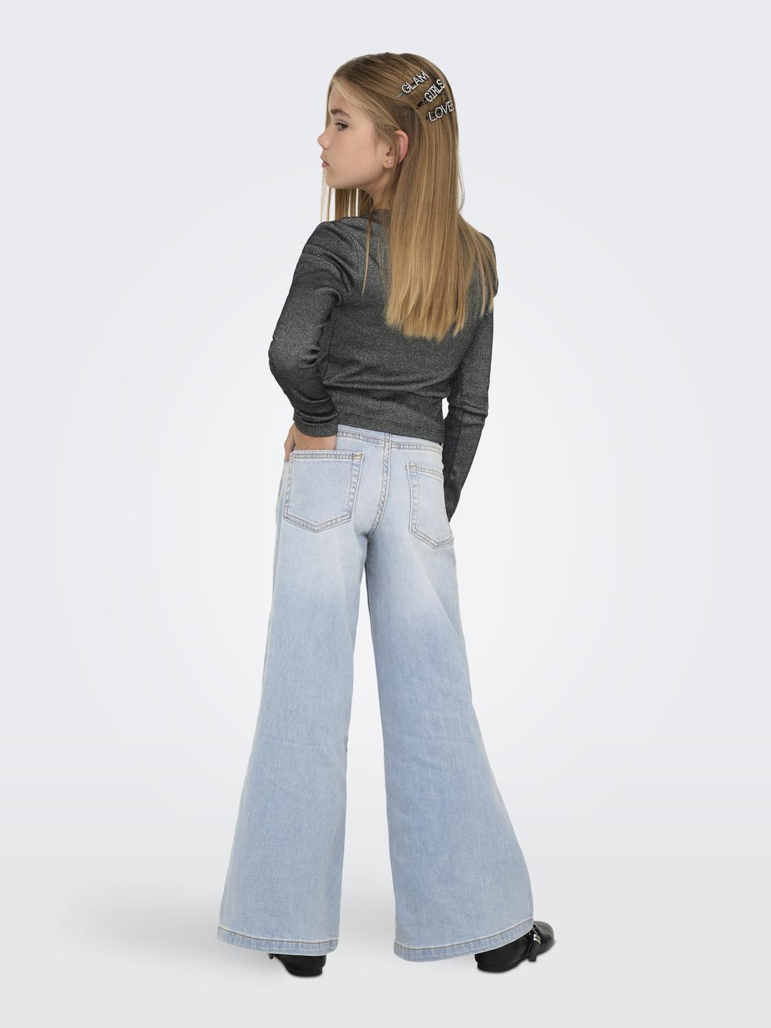 model_shot-back